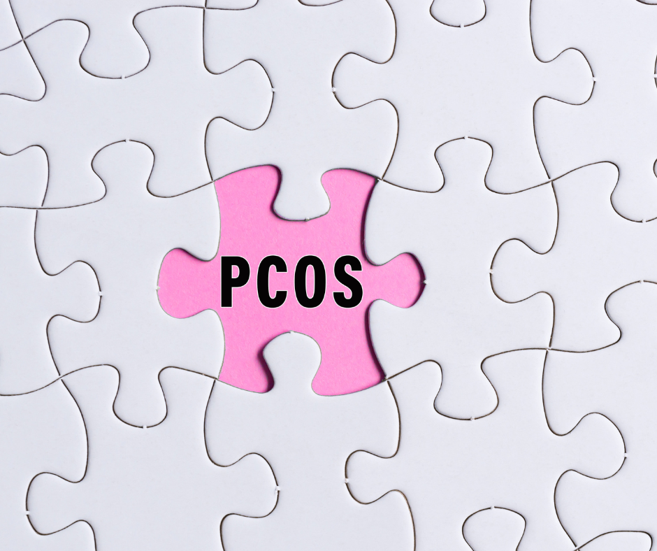 Pusselbit med text PCOS. Pcos guiden ger dig information och pusselbitarna du saknar